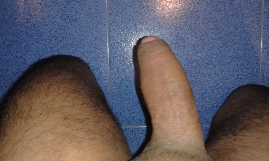 Free porn pics of my latin dick after taking a bath 2 of 8 pics
