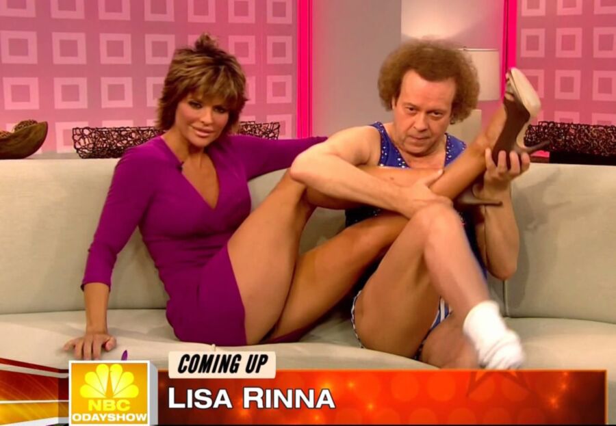 Free porn pics of Lisa Rinna 11 of 33 pics