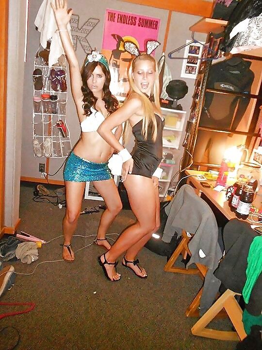 Free porn pics of Sexy teen NN party sluts. 4 of 38 pics