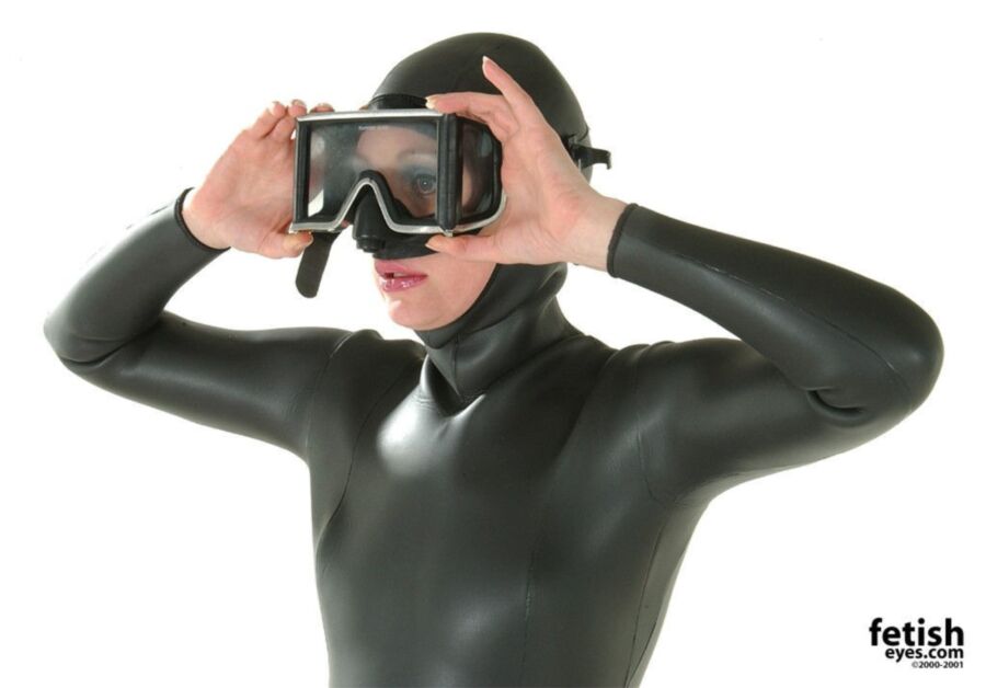 Free porn pics of Redhead Scuba Diver 20 of 37 pics