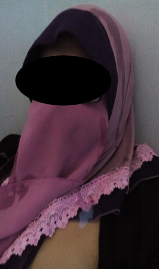 Free porn pics of hijabfacial 9 of 18 pics