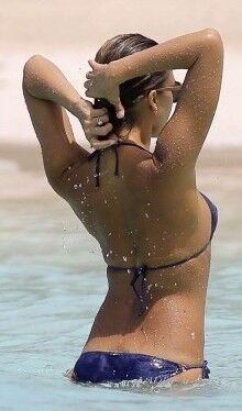 Free porn pics of Jessica Alba on Beach 21 of 36 pics