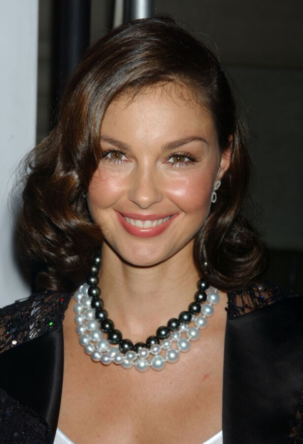 Free porn pics of Ashley Judd 12 of 114 pics