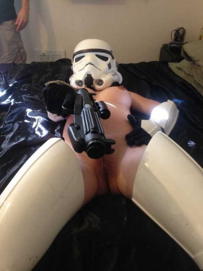 Free porn pics of Star Wars & SeXXXy Storm Troopers  1 of 14 pics