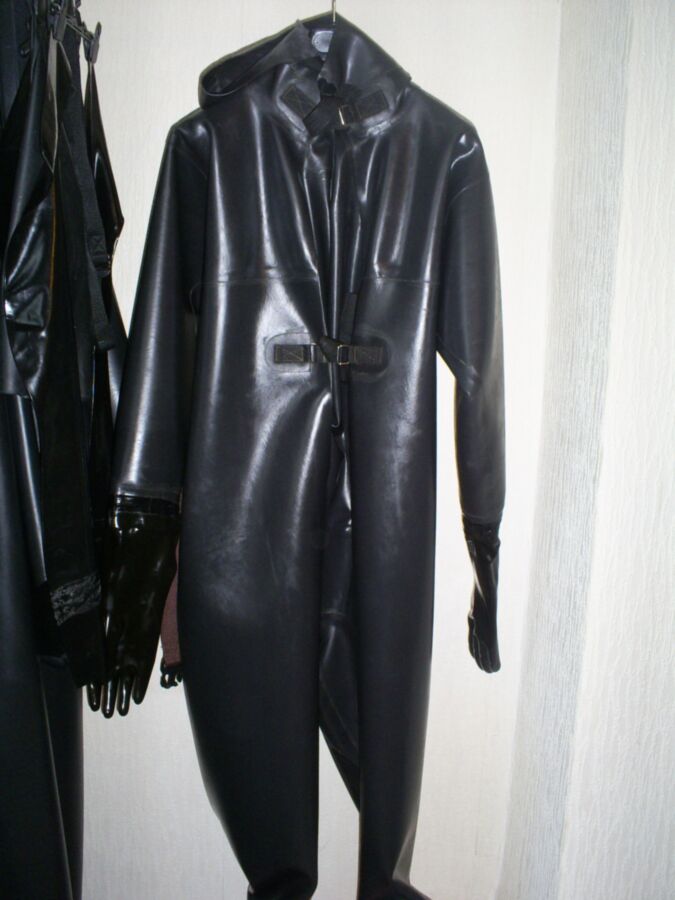 Free porn pics of MY NEW RUBBER SUITS 15 of 25 pics
