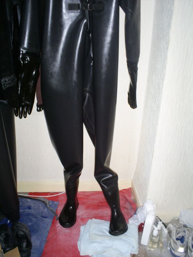 Free porn pics of MY NEW RUBBER SUITS 16 of 25 pics