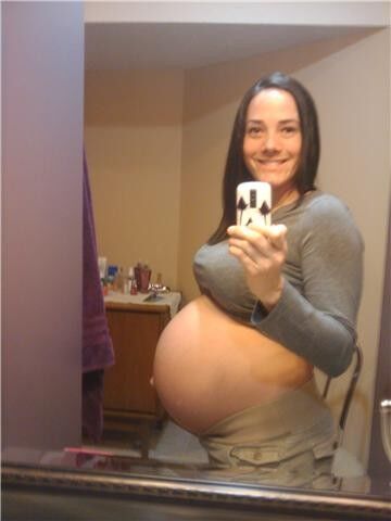 Free porn pics of Mrs. Hyatt (Triplet Pregnancy Sessions) 1 of 8 pics