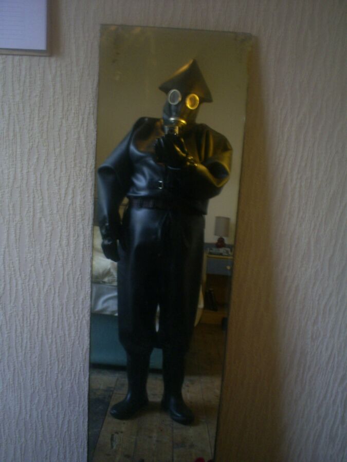 Free porn pics of MY NEW RUBBER SUITS 2 of 25 pics