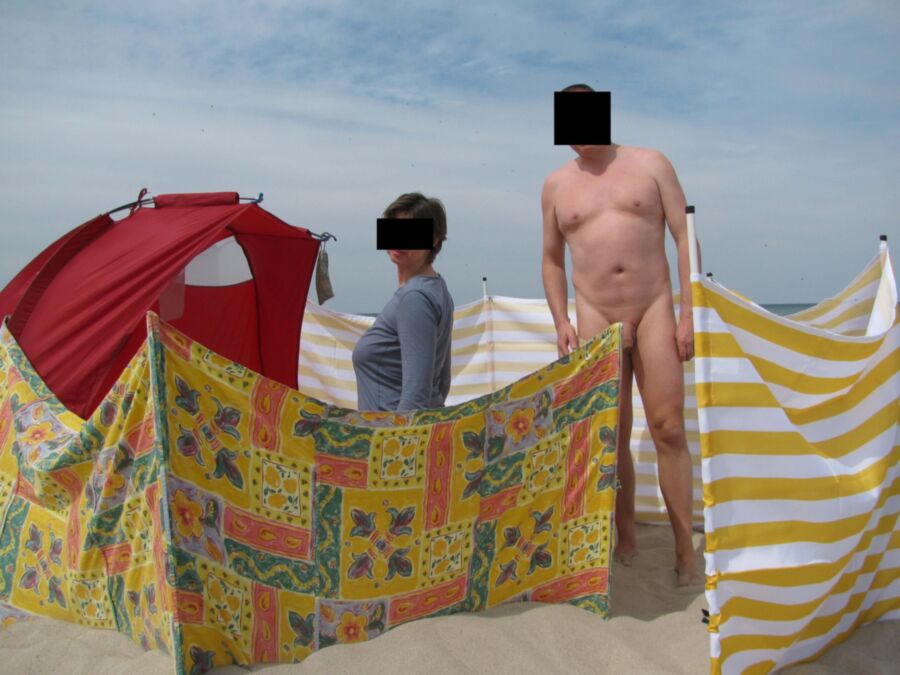 Free porn pics of Day on the Beach - Tag am Meer 14 of 16 pics