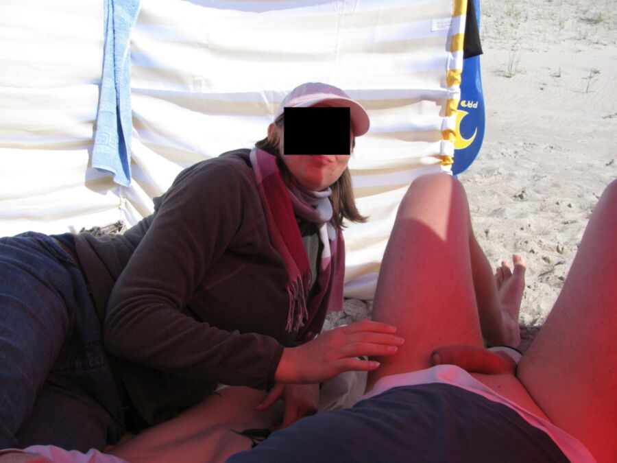 Free porn pics of Day on the Beach - Tag am Meer 9 of 16 pics