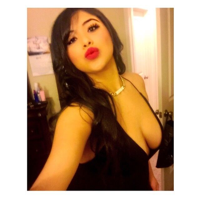 Free porn pics of Hot Amazing! Busty Latina Teen 4 of 12 pics