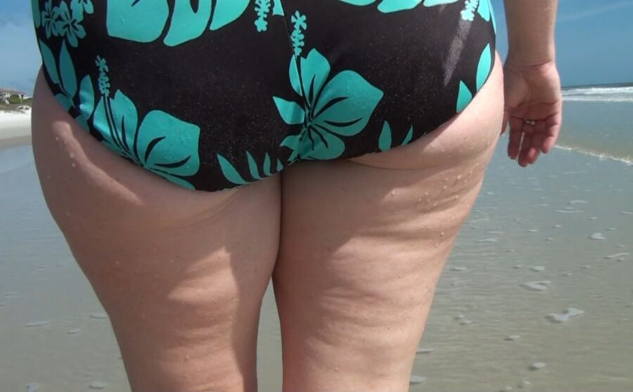 Free porn pics of More of my phat-assed wife walking on the beach 13 of 20 pics