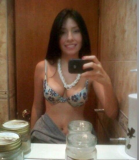 Free porn pics of Hermosa Latina Sweet Tits 4 of 17 pics