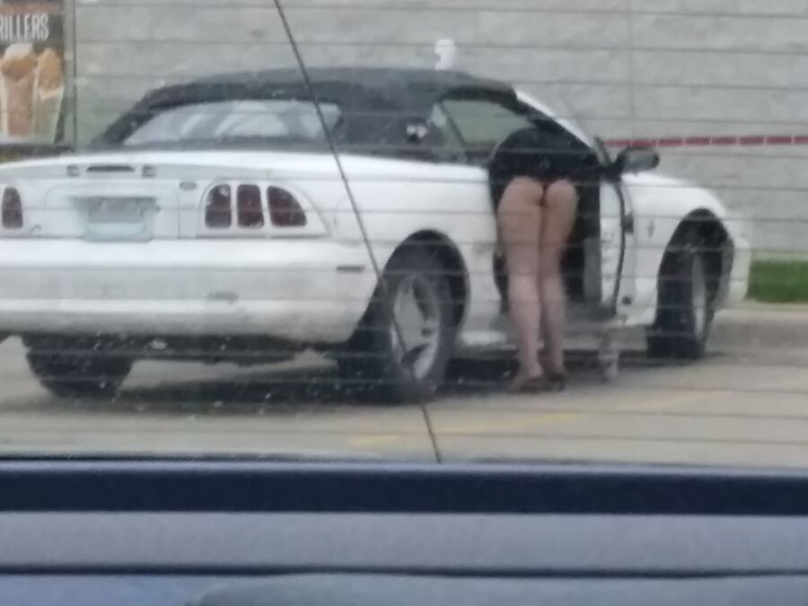 Free porn pics of Turnpike truck stop 12 of 51 pics