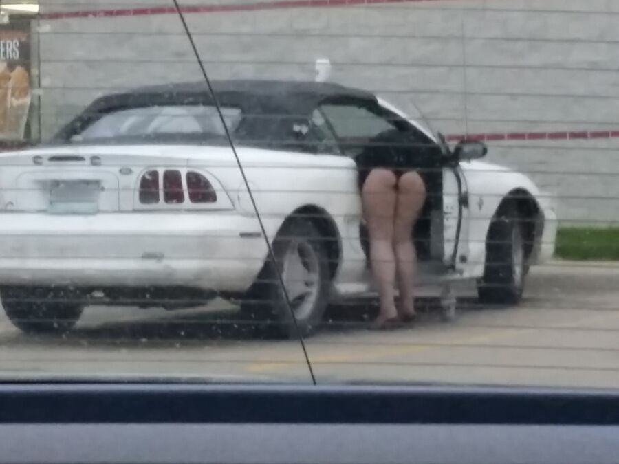 Free porn pics of Turnpike truck stop 21 of 51 pics