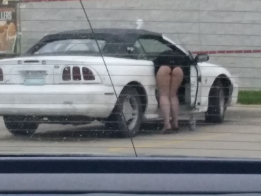 Free porn pics of Turnpike truck stop 22 of 51 pics