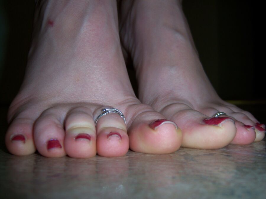 Free porn pics of feet for wanbes 5 of 5 pics