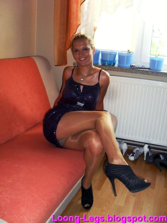 Free porn pics of Sexy Amateurs in Pantyhose Mix 8 of 9 pics
