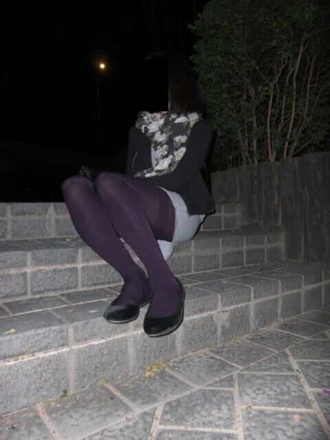 Free porn pics of Exposed purple pantyhose in the park 8 of 22 pics