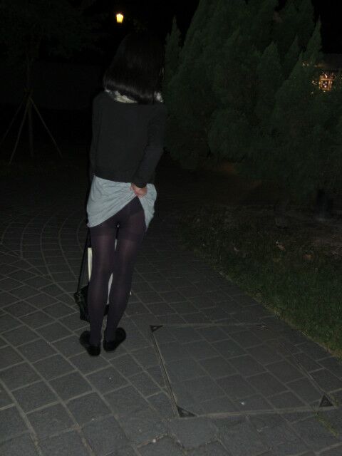 Free porn pics of Exposed purple pantyhose in the park 12 of 22 pics