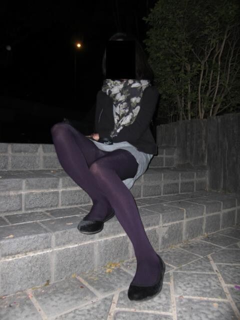 Free porn pics of Exposed purple pantyhose in the park 9 of 22 pics