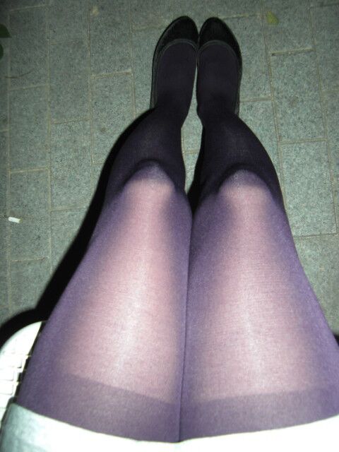 Free porn pics of Exposed purple pantyhose in the park 18 of 22 pics