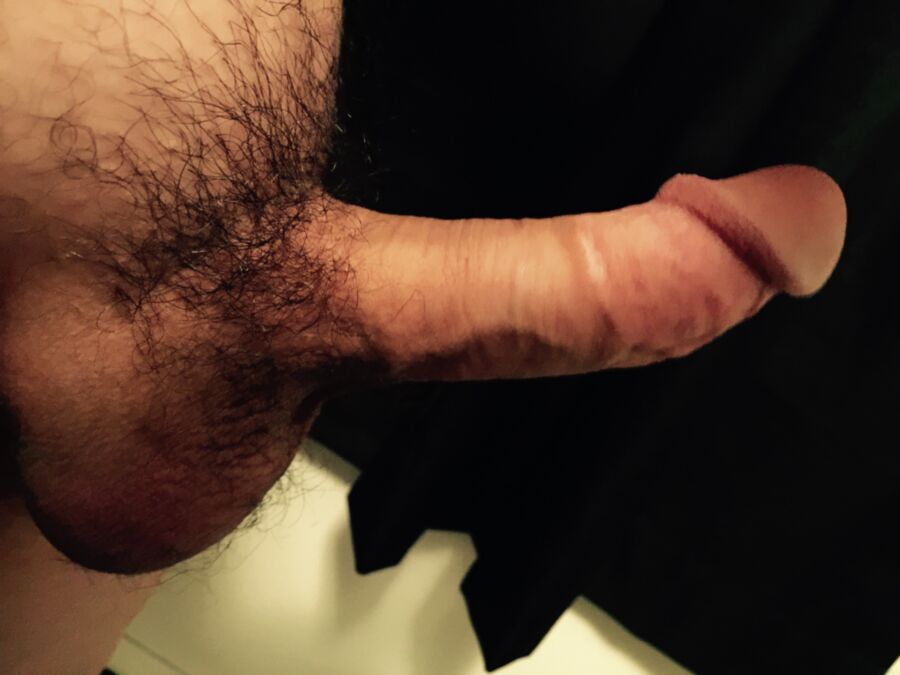Free porn pics of A dick for them 6 of 8 pics
