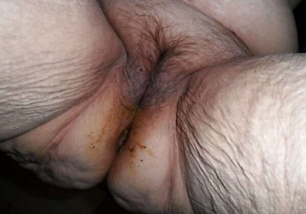 Free porn pics of Granny Stinkholes XX 4 of 5 pics