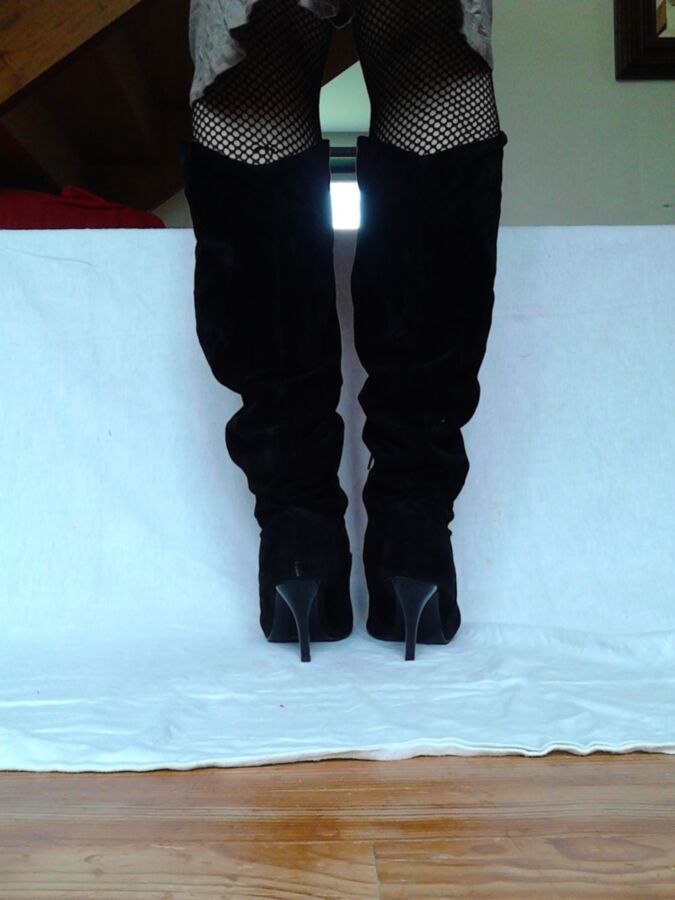 Free porn pics of my boots and hight heels 8 of 20 pics