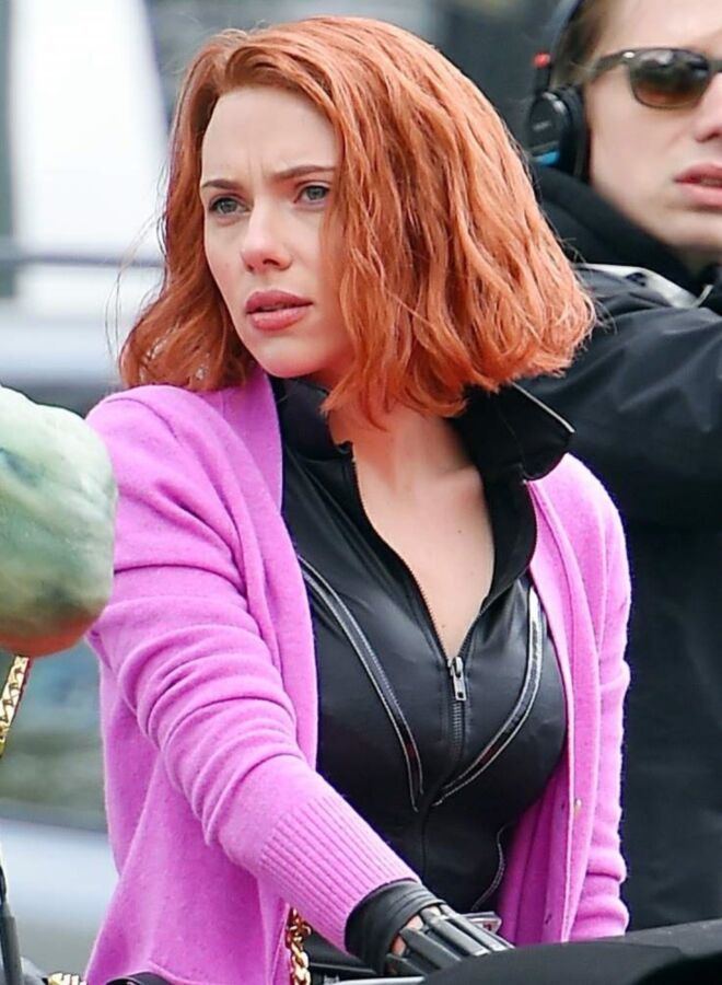 Free porn pics of SCARLETT JOHANSSON’S ASS IN LEATHER LEGGINGS 1 of 6 pics