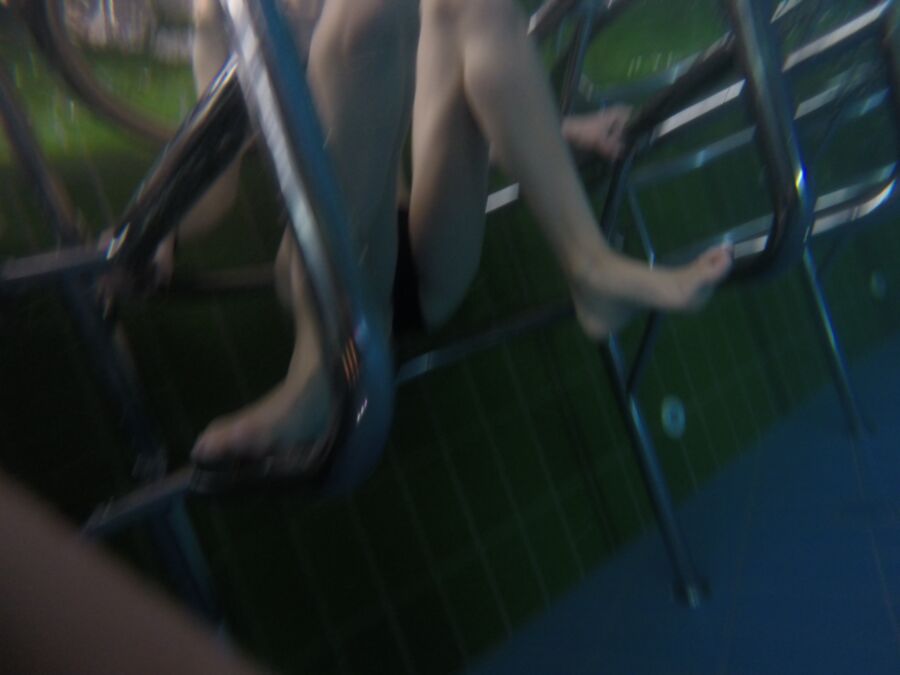 Free porn pics of young teen pussy candid gyno chair underwater gopro pose 16 of 30 pics