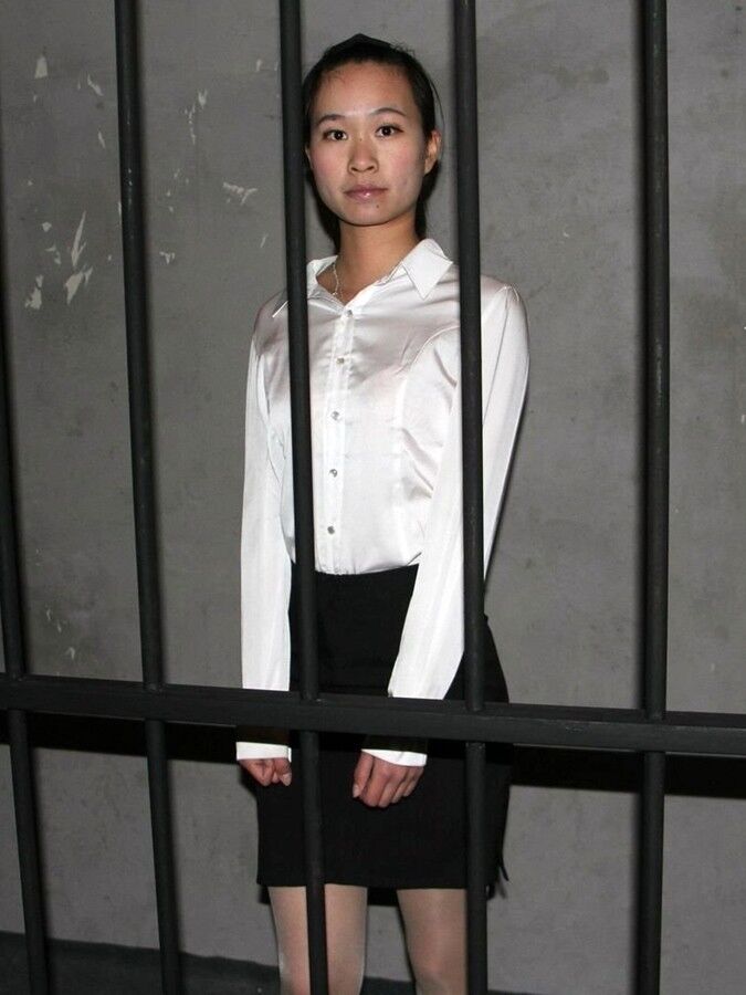 Free porn pics of Chinese Ladies in Jail 19 of 20 pics
