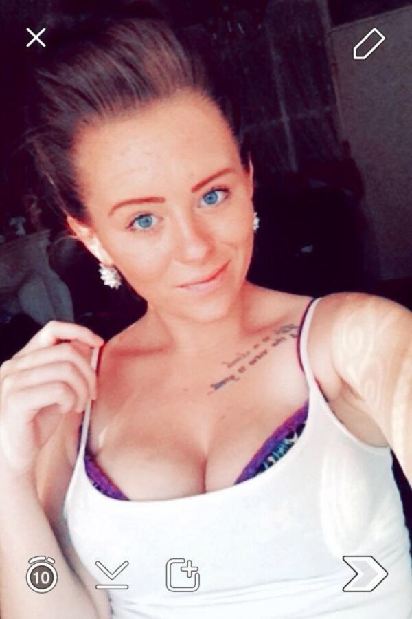 Free porn pics of Chav-Filth CHANTELLE is a sex-crazed teen ATTENTION WHORE! 22 of 22 pics