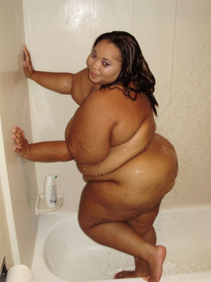 Ebony Ssbbw Under Shower Bbw Fuck Pic