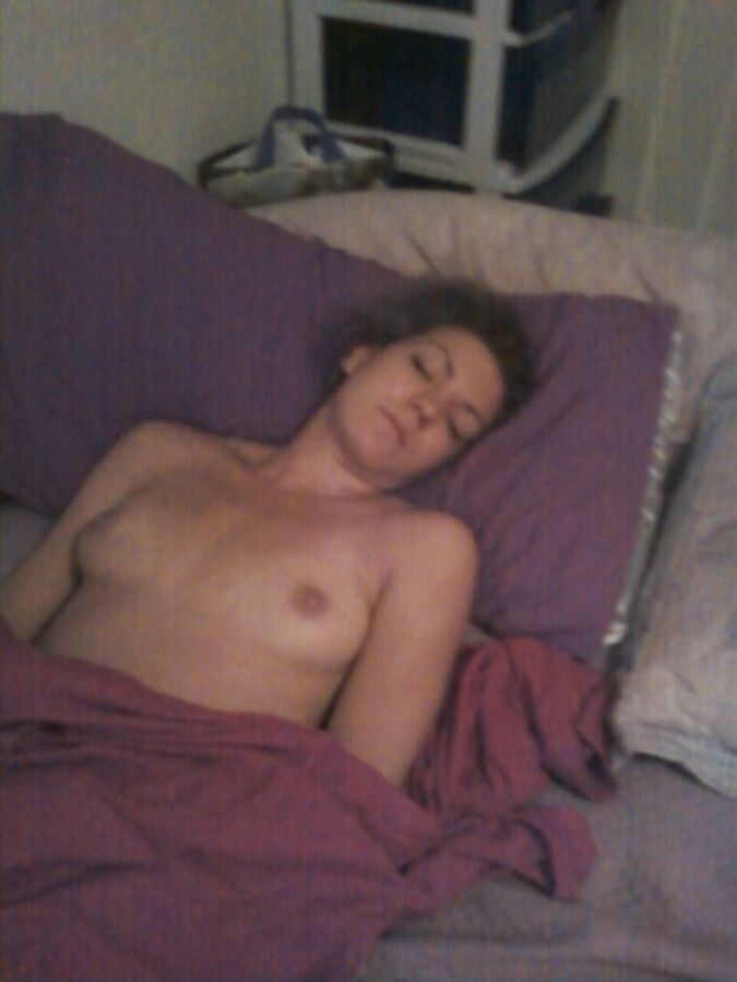 Free porn pics of my sister sleeping omg im lucky 4 of 21 pics