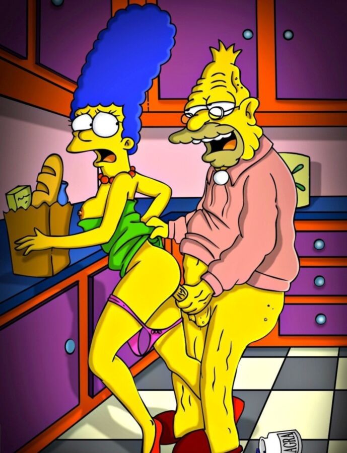 Free porn pics of the simpsons 4 of 12 pics