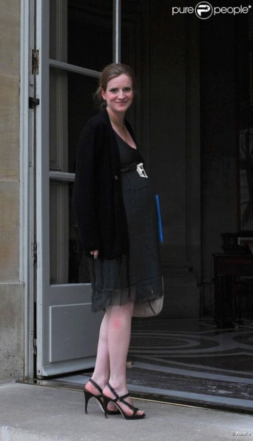 Free porn pics of Feet and shoes of french politicien woman 8 of 21 pics
