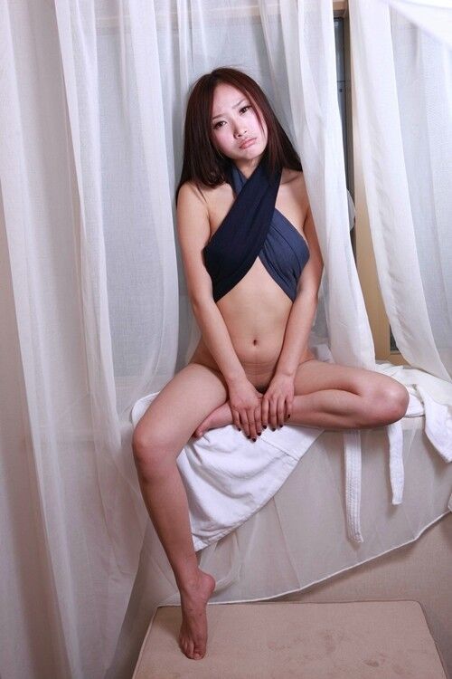 Free porn pics of Chinese Model 13 of 33 pics