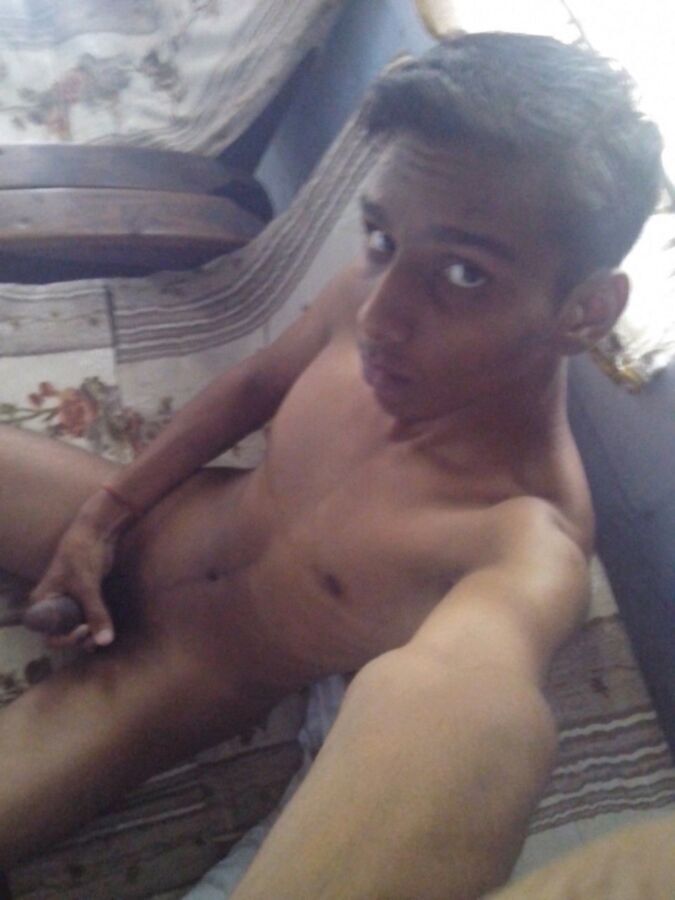 Free porn pics of Ashutosh Sharma Indian Gay from Uttar Pradesh (Kanpur) 17 of 50 pics