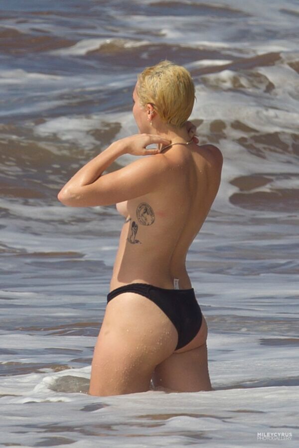 Free porn pics of Miley Cyrus Topless In Maui 7 of 37 pics
