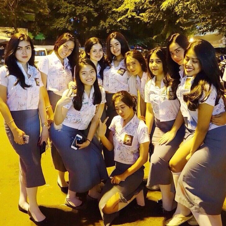 Free porn pics of Indonesian School Girls 5 of 12 pics