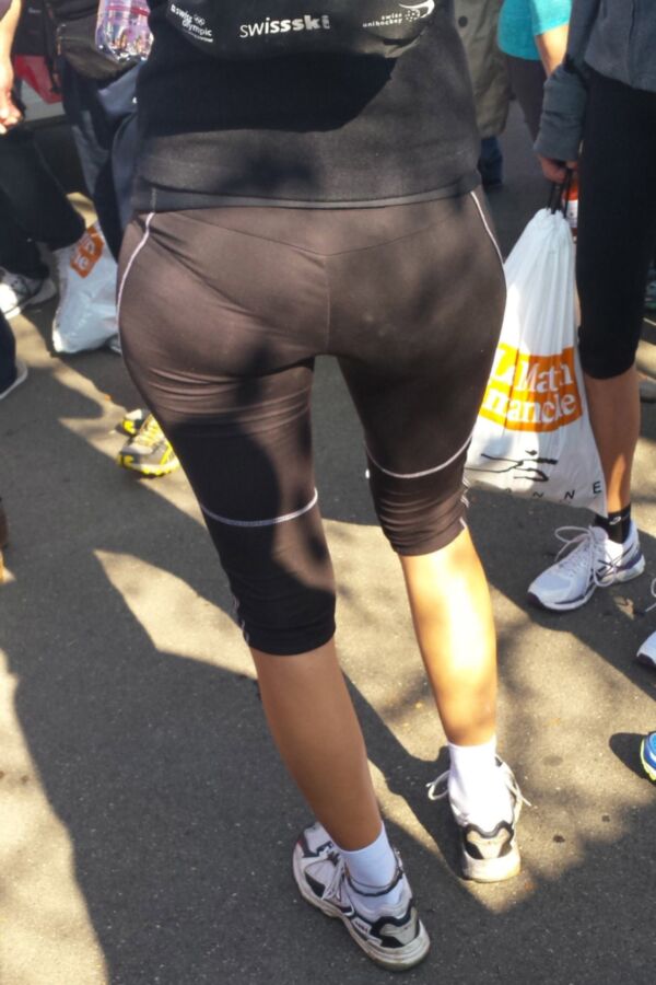 Free porn pics of Candid Large Ass Leggings Sport 1 of 6 pics