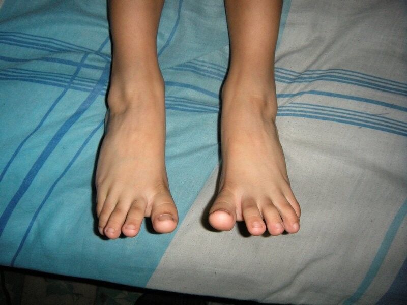 Free porn pics of mes pieds/my feet 1 of 2 pics