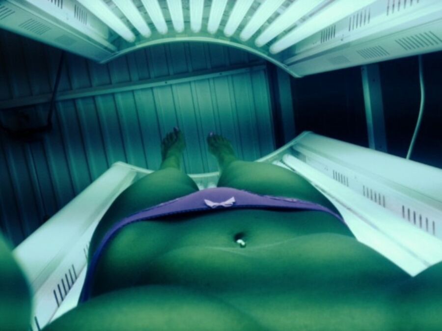 Free porn pics of Tanning Bed / Sun Bed Girls 7 of 164 pics