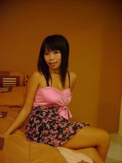 Free porn pics of Thai Girl WEE 5 of 17 pics