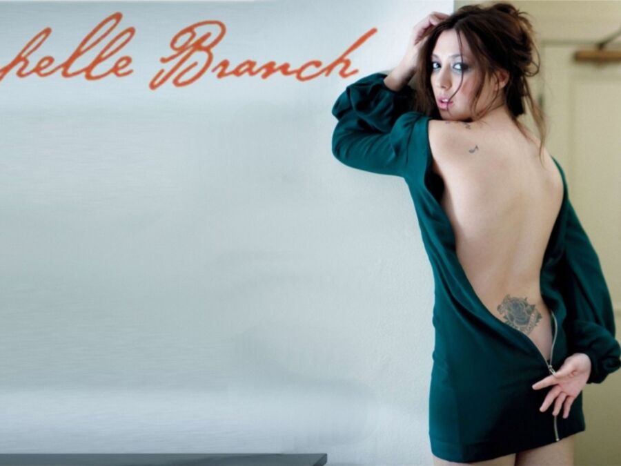 Free porn pics of Michelle Branch gave me a woody singing about her secret garden 12 of 12 pics