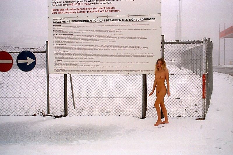 Free porn pics of Petra nude in public 20 of 260 pics