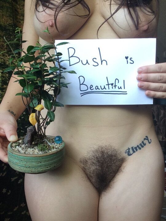 Free porn pics of Bush is Beautiful 1 of 8 pics