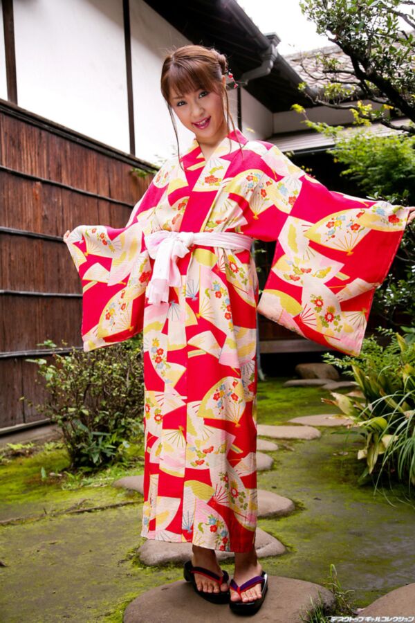 Free porn pics of kimono-girl Mihiro 1 of 27 pics