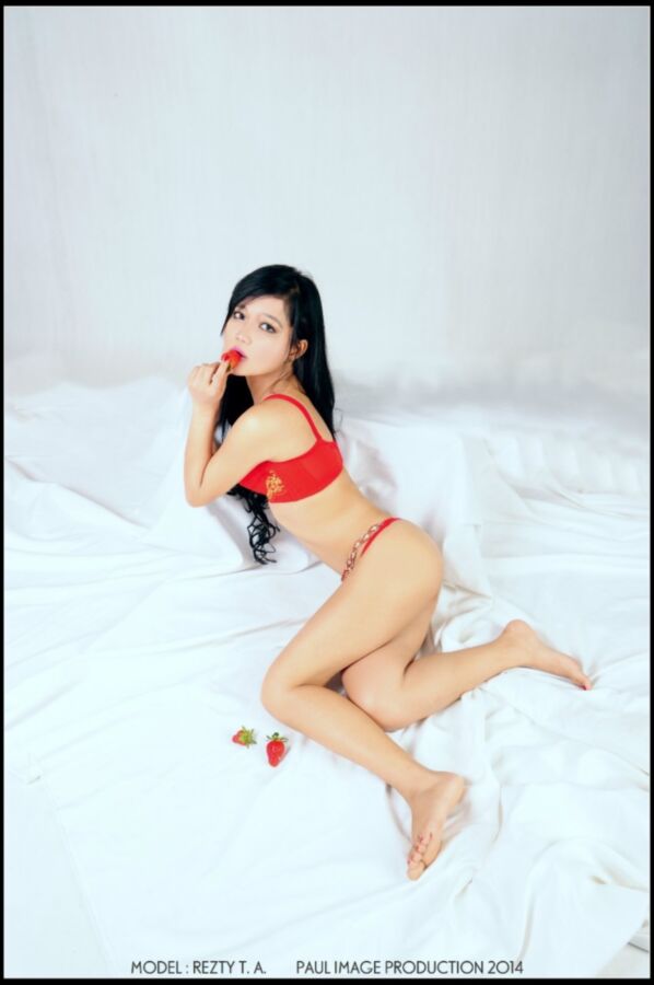 Free porn pics of Asian Boudoir - Rezta 3 of 12 pics